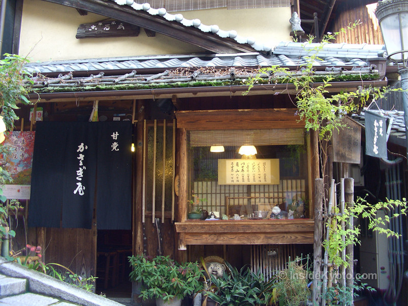 restaurant-kasagiya-southern-higashiyama-kyoto-01-L